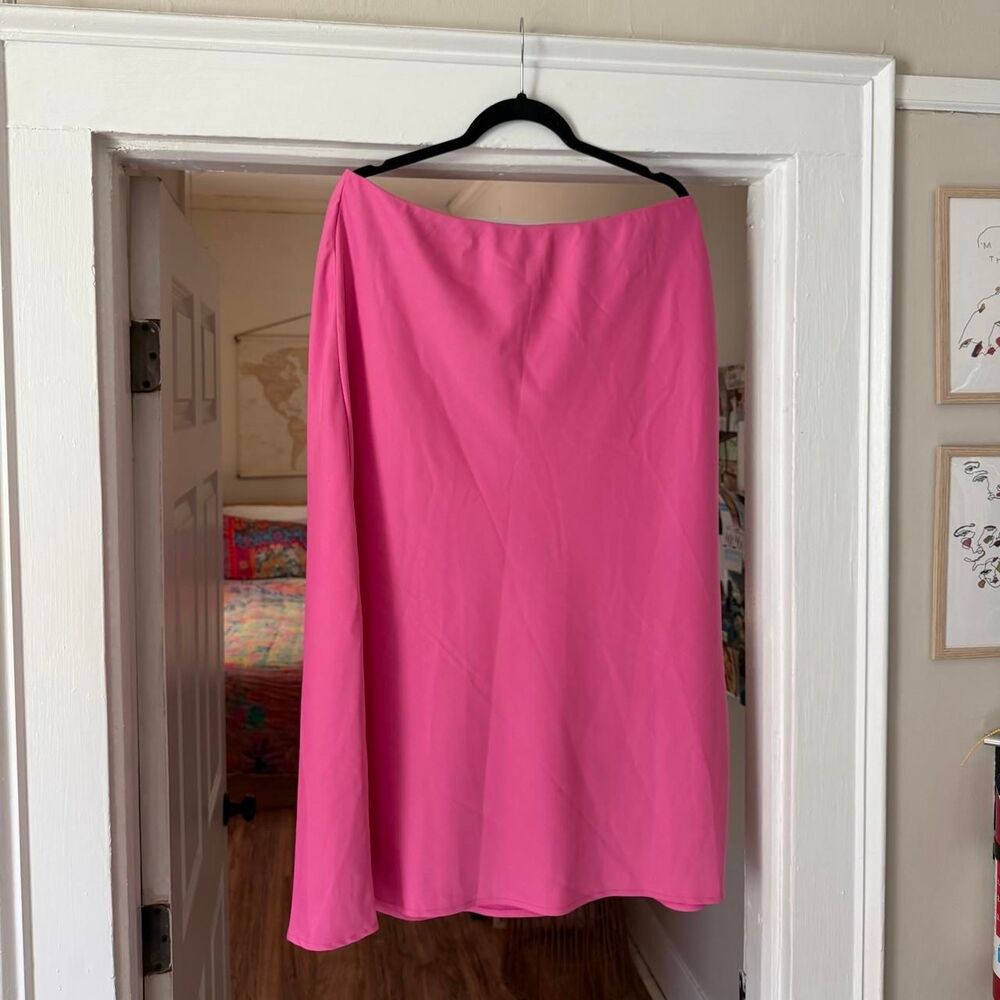 A New Day bubblegum pink satin skirt